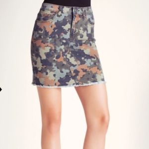 Kensie Jeans puzzle camp denim mini skirt